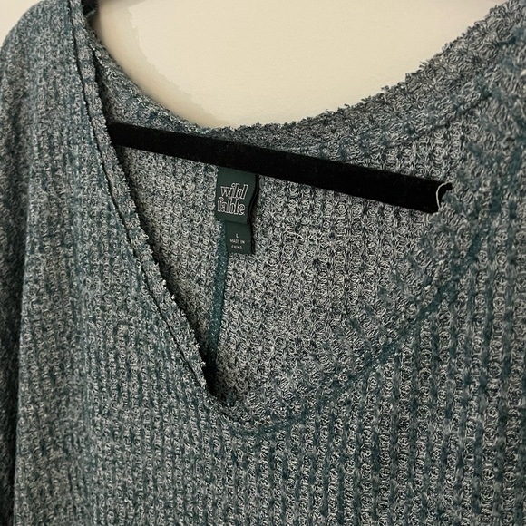 FREE add on | Cozy Oversized Green Top - Picture 6 of 7